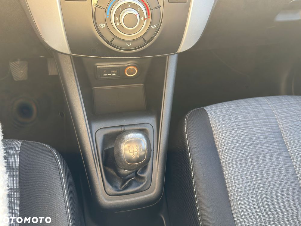 Kia Venga 1.4 CVVT Attract - 17