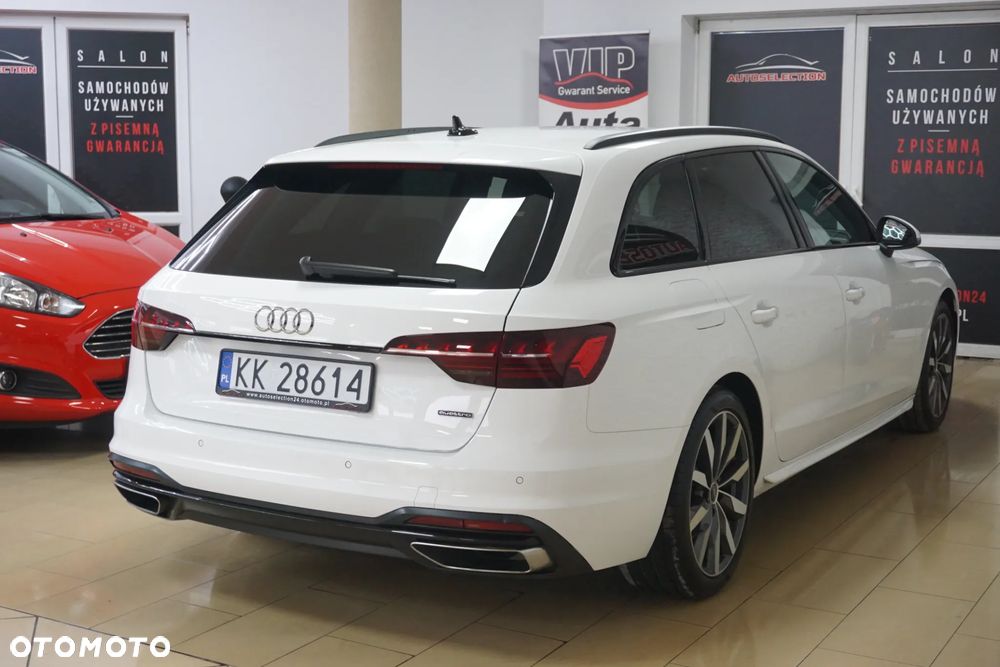 Audi A4 Avant 40 TFSI quattro S tronic - 4