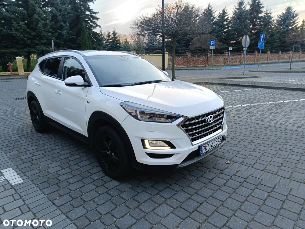 Hyundai Tucson - 2