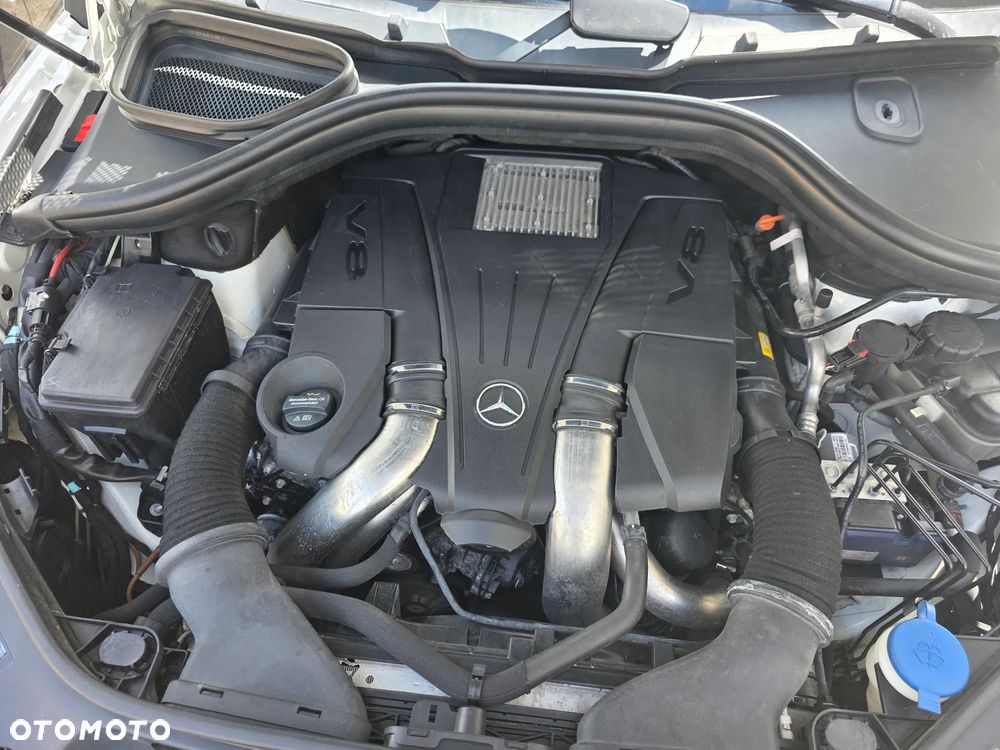 Mercedes-Benz GLS - 25