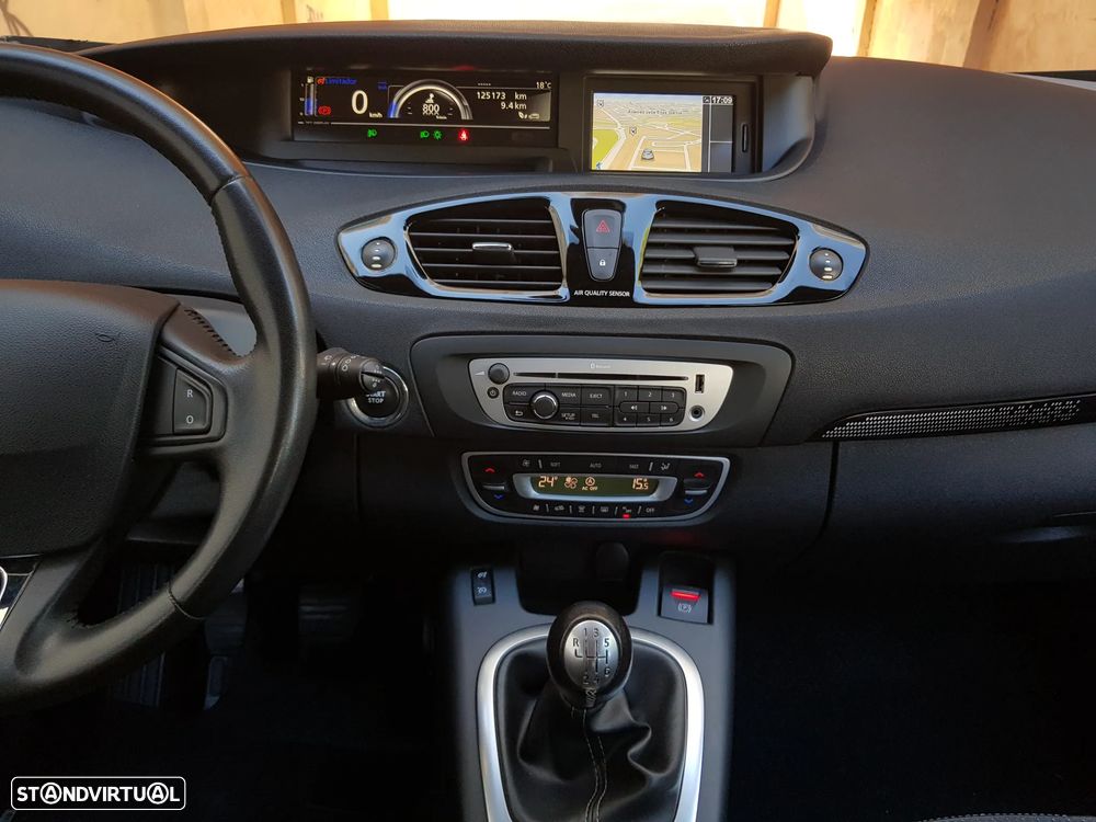 Renault Scénic 1.5 dCi Exclusive SS - 16