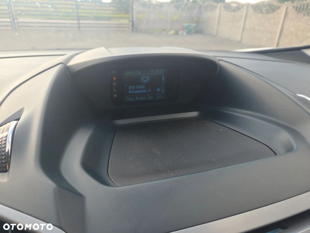 Ford C-MAX 1.6 Ti-VCT Champions Edition - 26