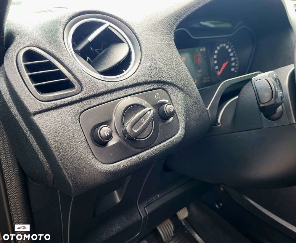 Ford S-Max - 11