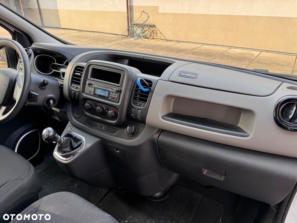 Renault TRAFIC - 15