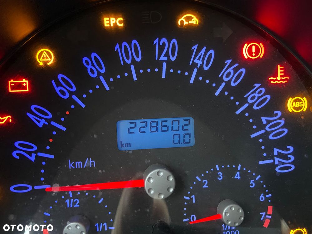 Volkswagen New Beetle 1.6 - 22