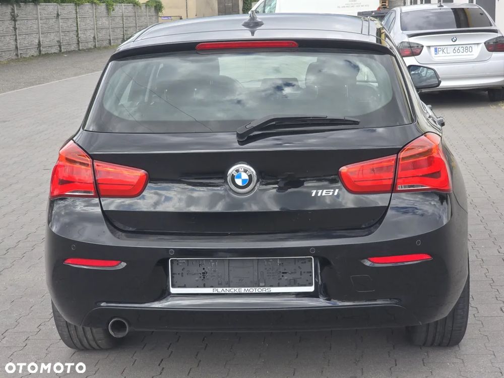 BMW Seria 1 116i - 8