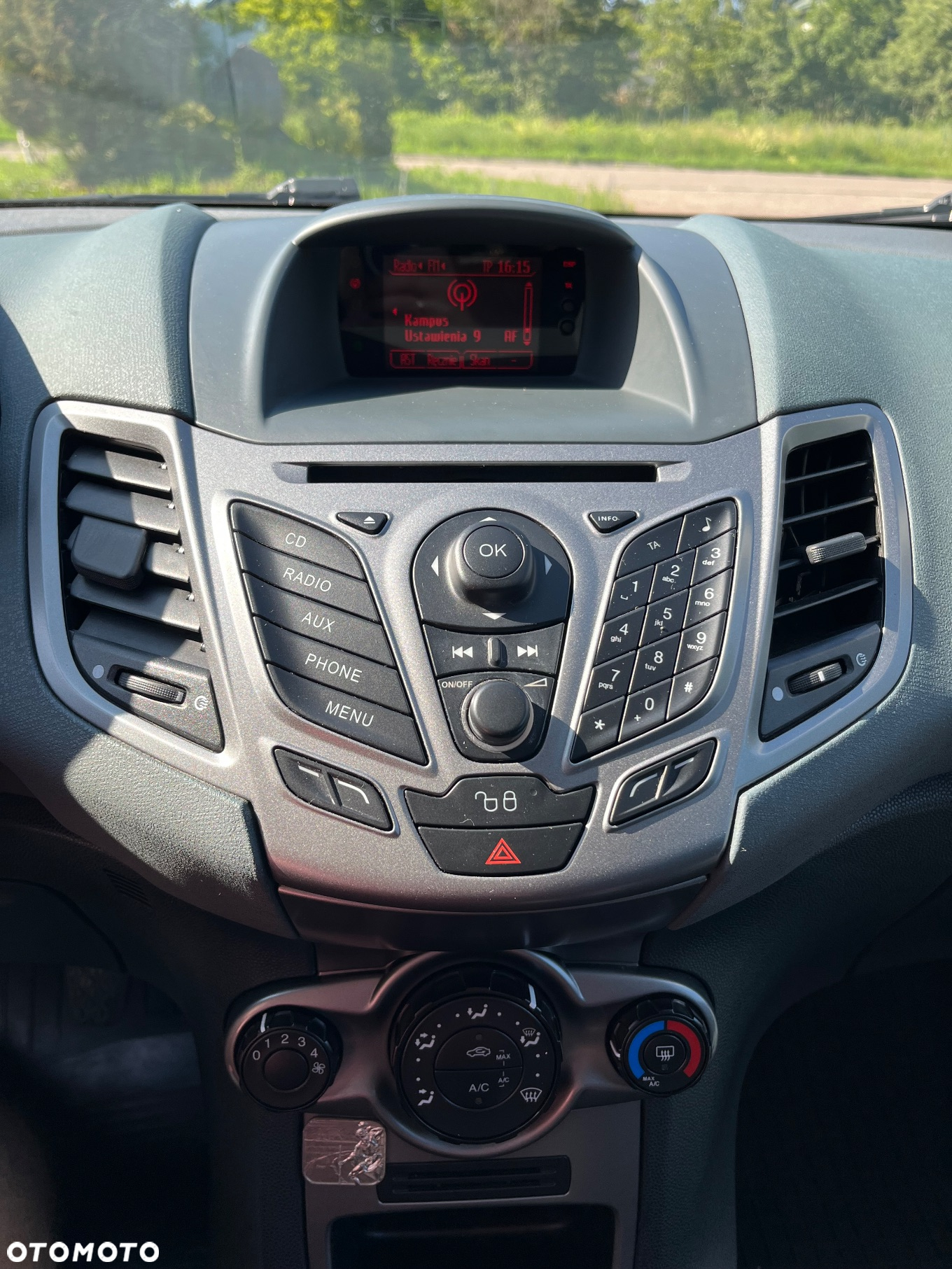 Ford Fiesta 1.25 Trend - 30