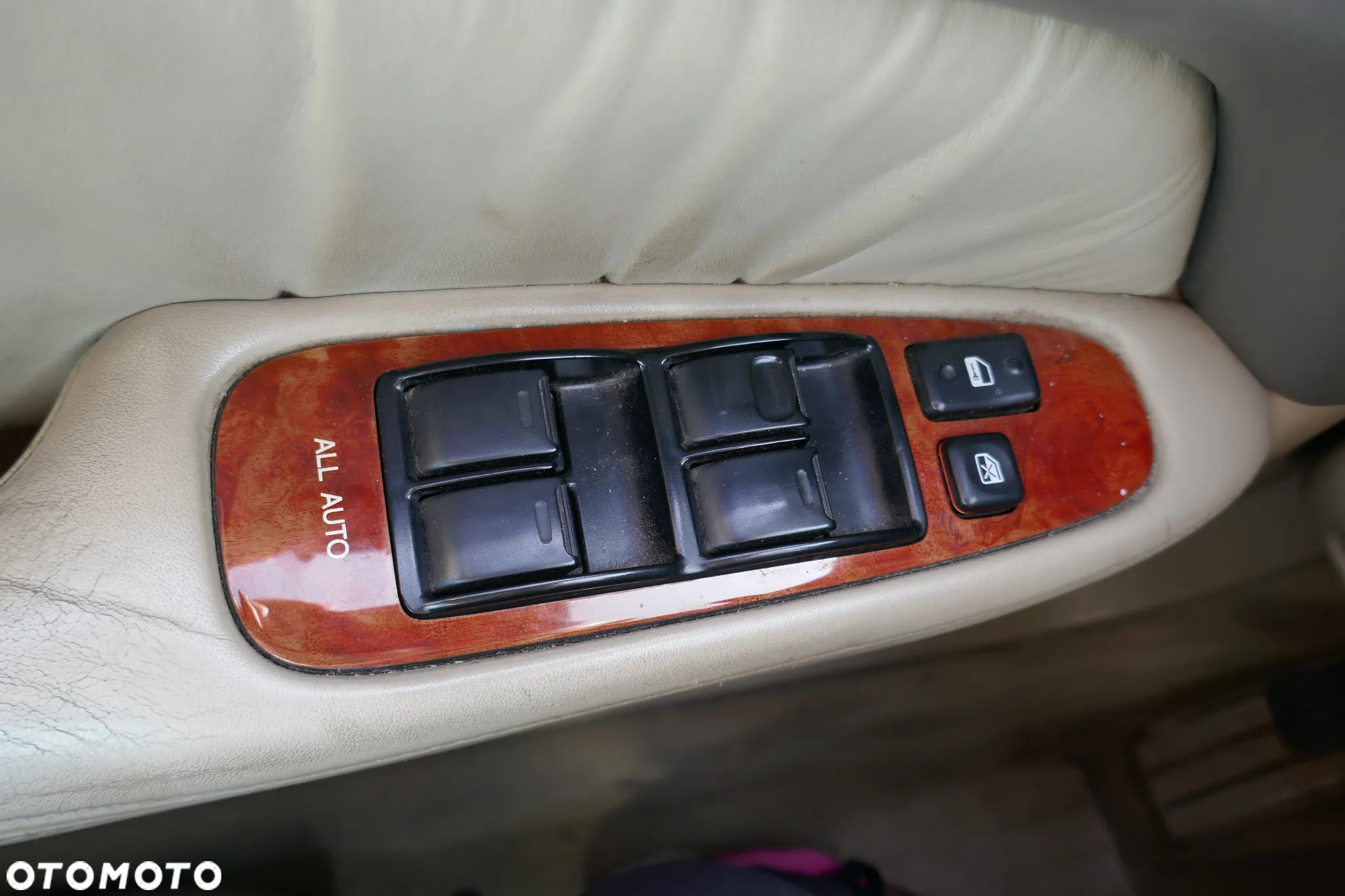 Lexus LS 400 - 9