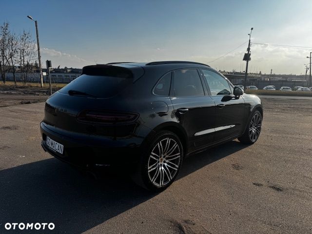 Porsche Macan - 4