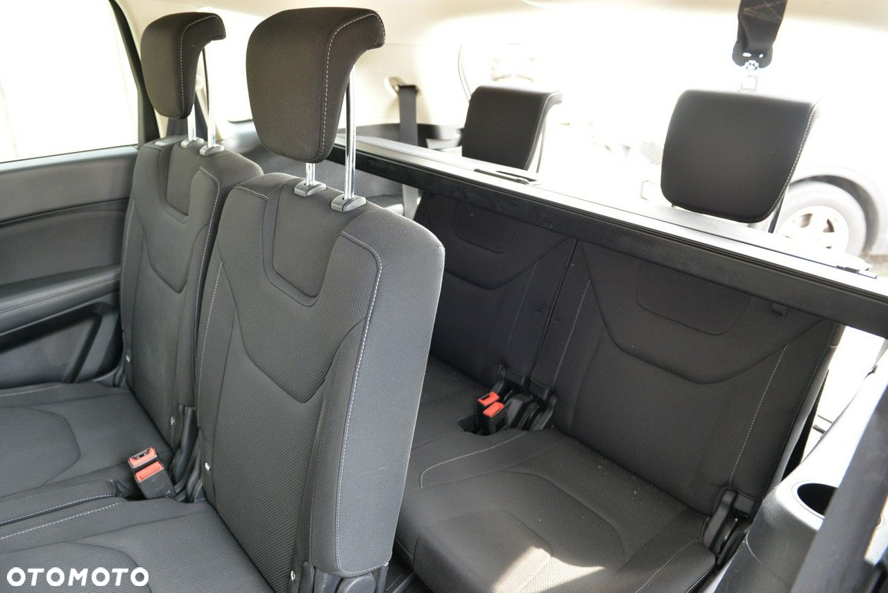Ford S-Max 2.0 TDCi Titanium - 11