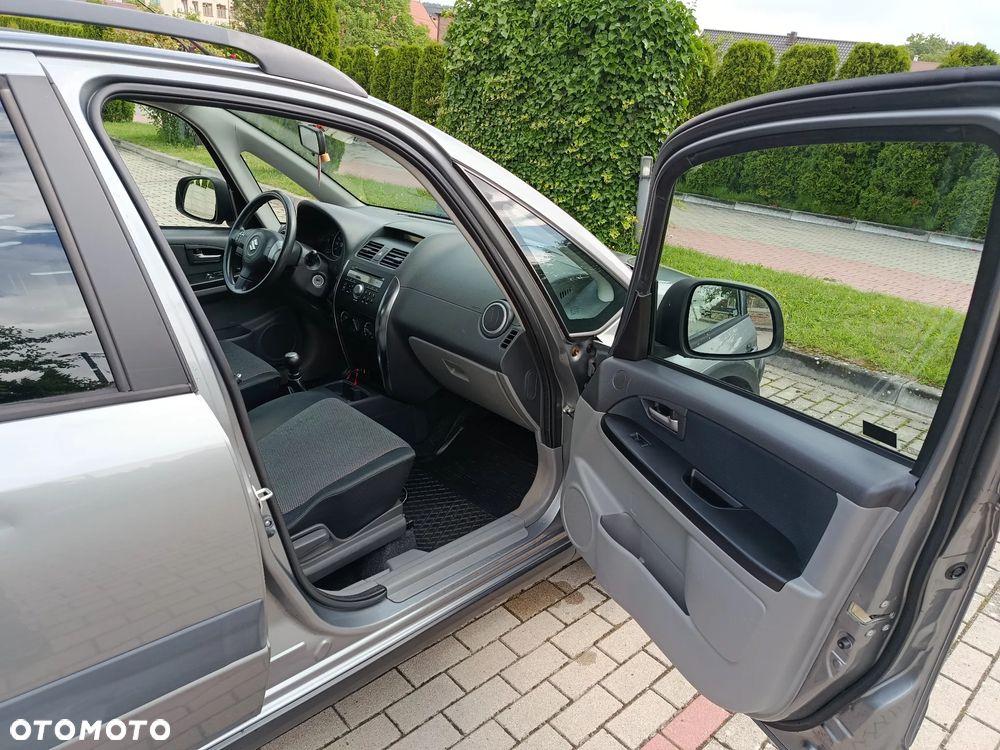 Suzuki SX4 1.6 VVT 4x2 Comfort Dance - 21