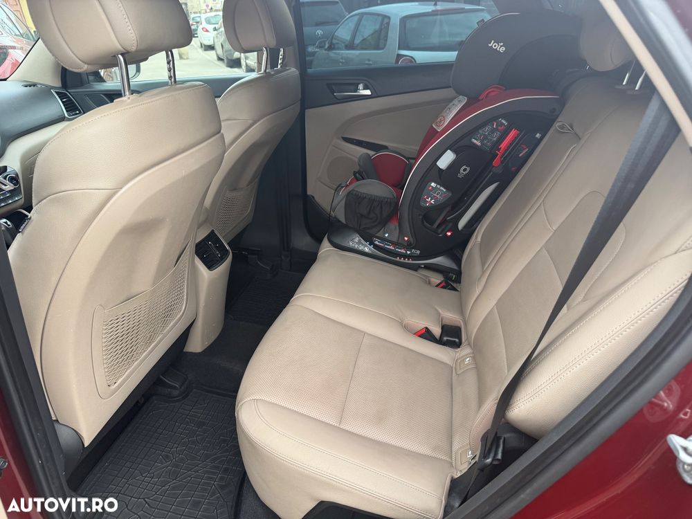 Hyundai Tucson 2.0 CRDI 4WD 6AT Luxury+ - 11