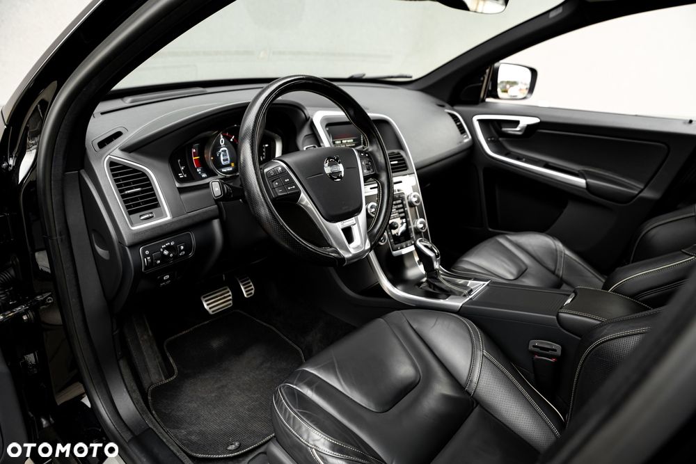 Volvo XC 60 D4 AWD Geartronic Summum - 17