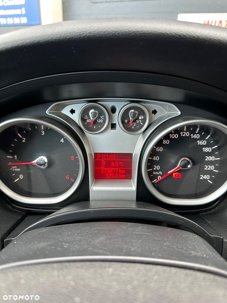 Ford Focus 2.0 TDCi Ghia - 9
