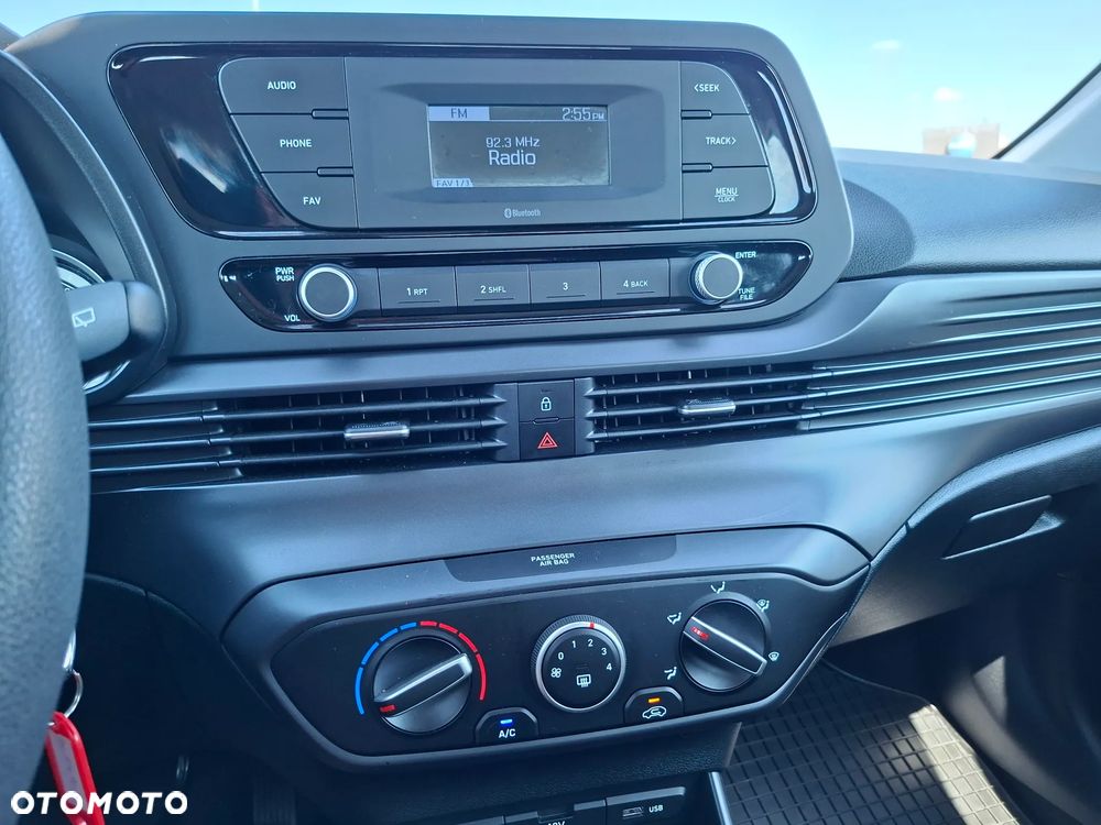 Hyundai i20 1.2 Pure - 21