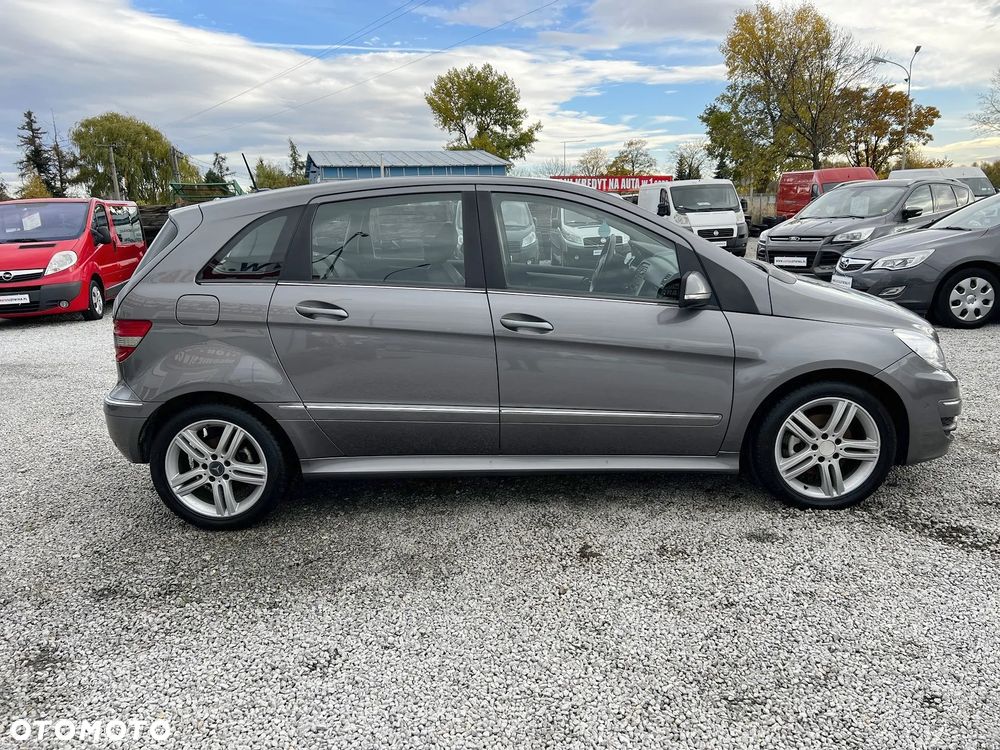 Mercedes-Benz Klasa B 180 CDI - 8