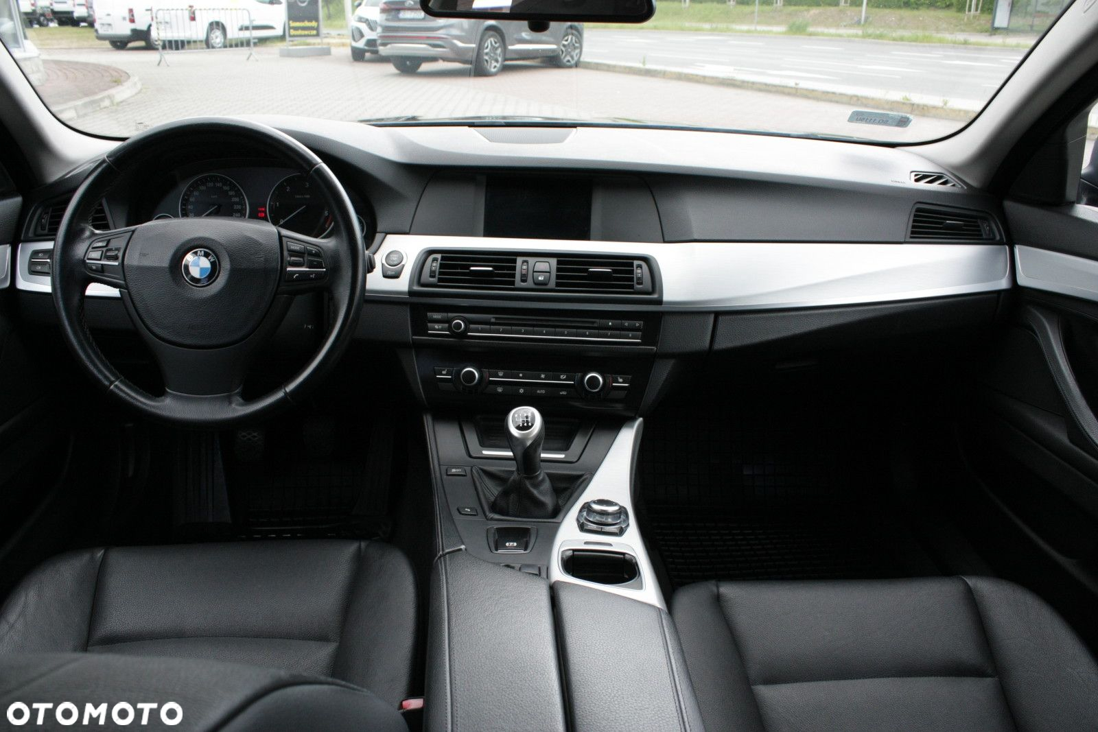 BMW Seria 5 520d - 26