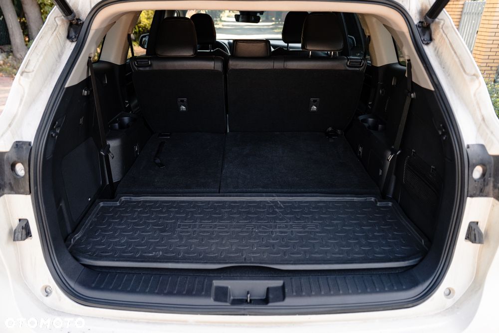 Toyota Highlander 2.5 Hybrid Prestige - 21
