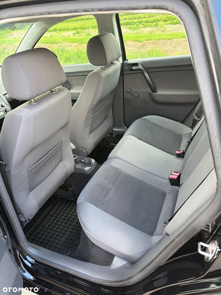 Volkswagen Polo 1.4 Comfortline - 17