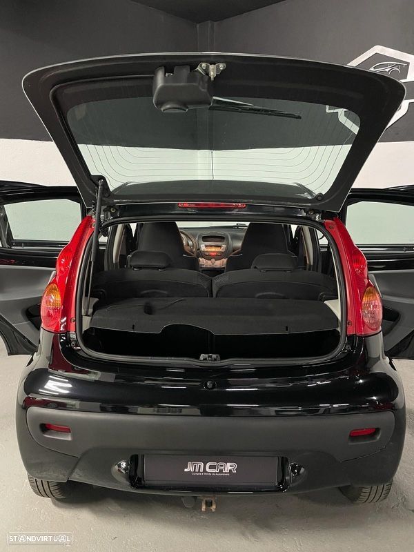 Peugeot 107 1.0 Trendy - 14