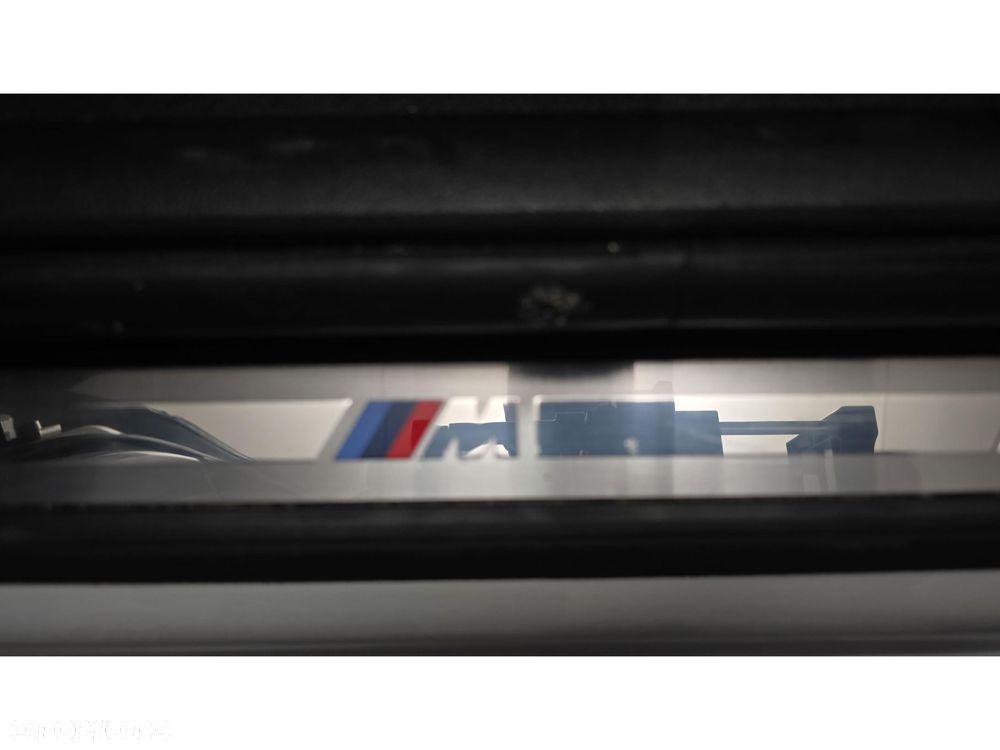 BMW Seria 3 320d xDrive mHEV M Sport - 31