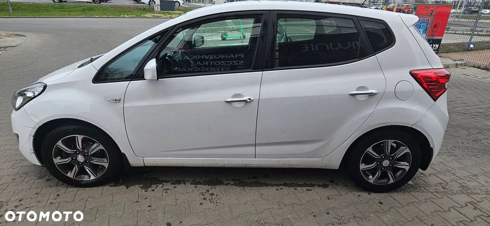 Hyundai ix20 1.6 BlueDrive Comfort - 2