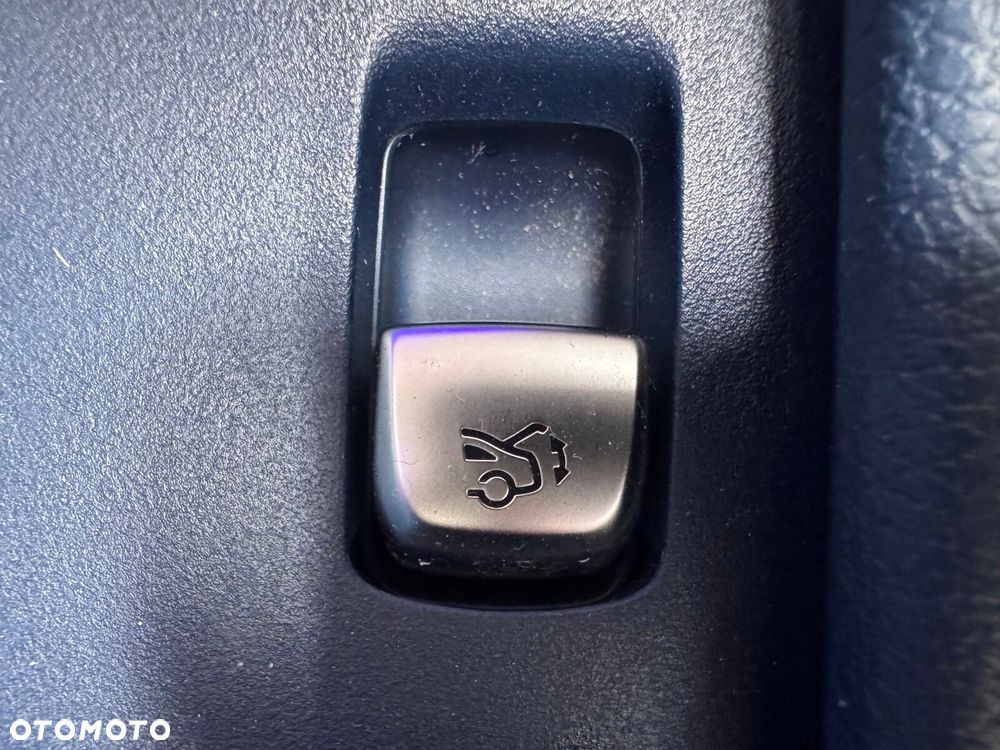 Mercedes-Benz Klasa E - 29