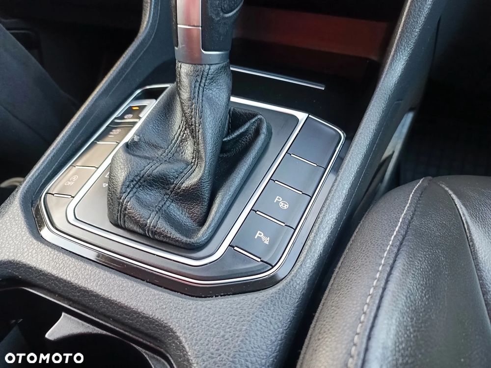 Volkswagen Golf Sportsvan 1.4 TSI (BlueMotion Technology) DSG Highline - 9