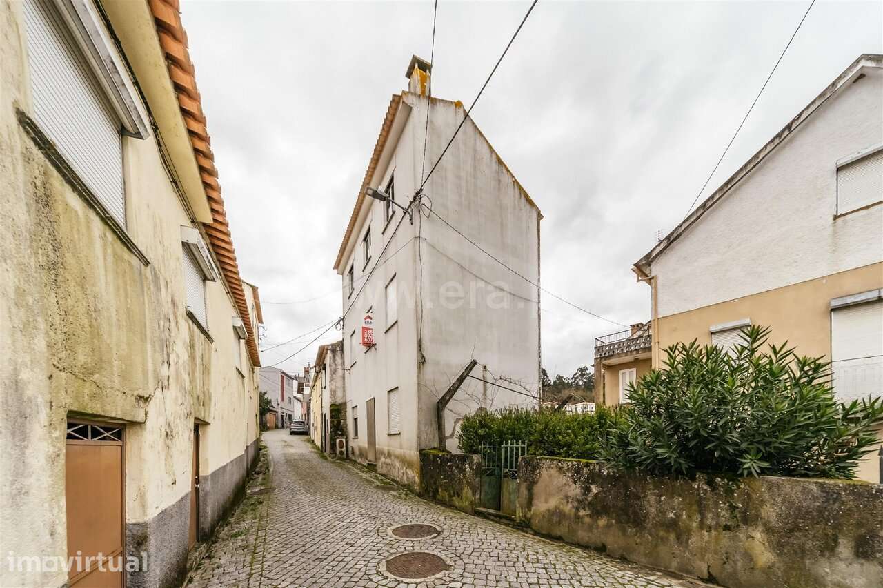 Moradia T4 / Seia, Seia, São Romão e Lapa dos Dinheiros - Grande imagem: 2/10