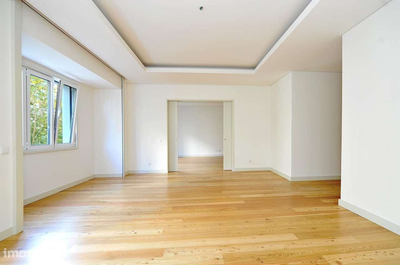 Apartamento T4 com vista, Rua Castilho, Lisboa - Grande imagem: 5/22