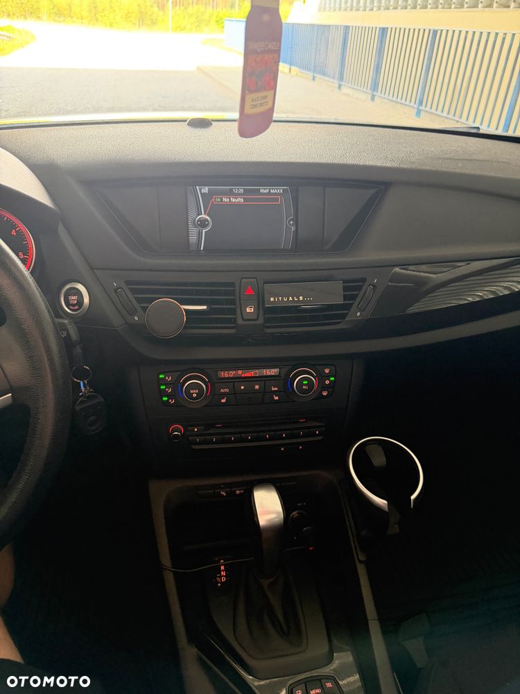 BMW X1 xDrive18d - 34