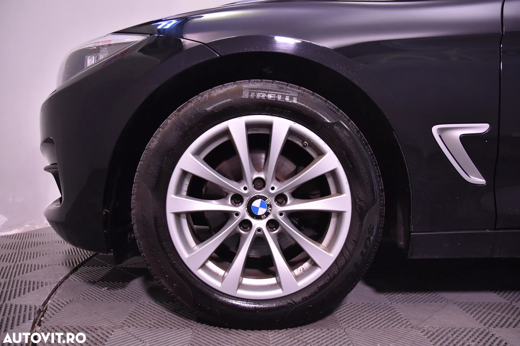 BMW Seria 3 320d GT Aut. - 13