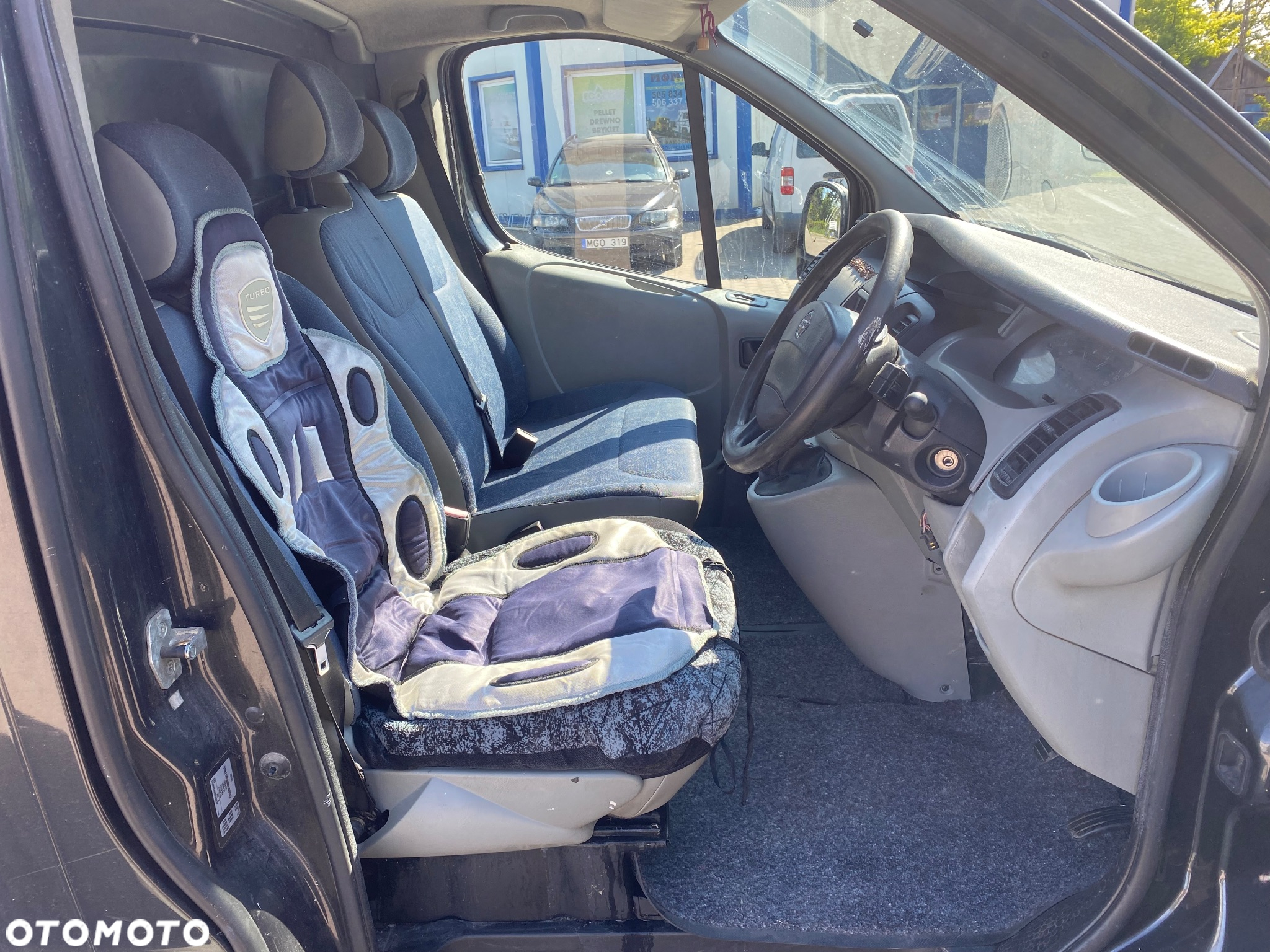 Renault TRAFIC - 9