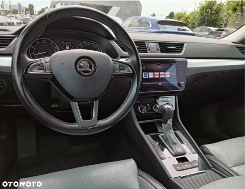 Skoda Superb 1.8 TSI Ambition DSG - 14