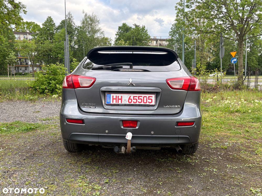 Mitsubishi Lancer 1.6 Invite - 10
