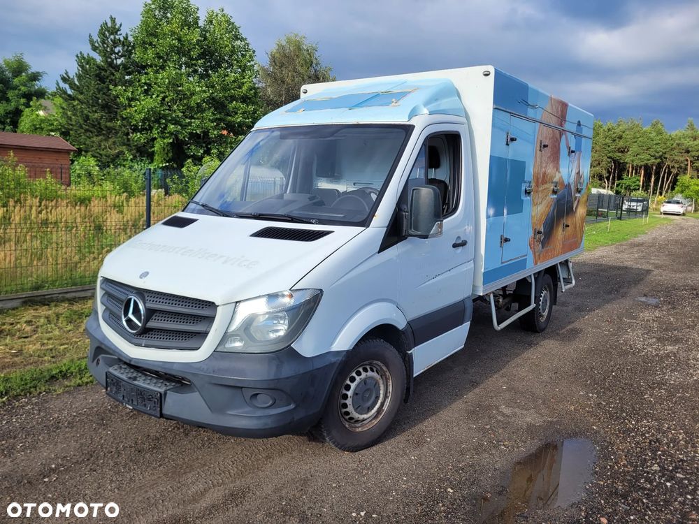 Mercedes-Benz Sprinter - 1