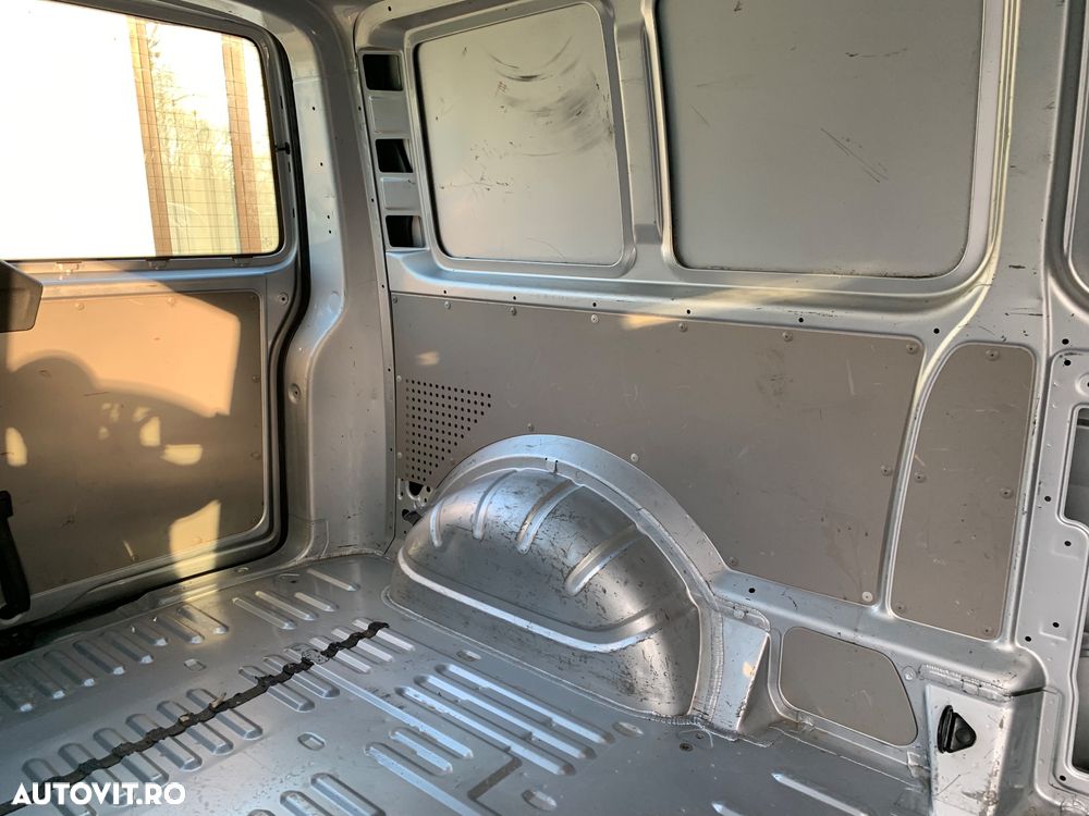 Volkswagen Transporter T6 Lang - 14