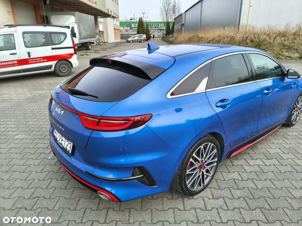 Kia ProCeed 1.6 T-GDI GT DCT - 9