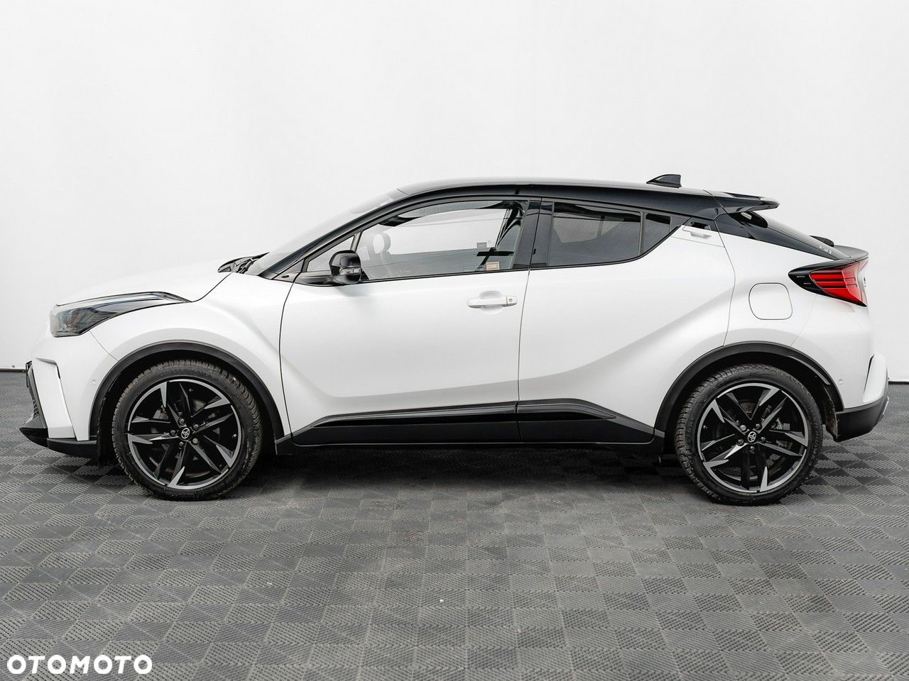 Toyota C-HR 2.0 Hybrid GR Sport - 10
