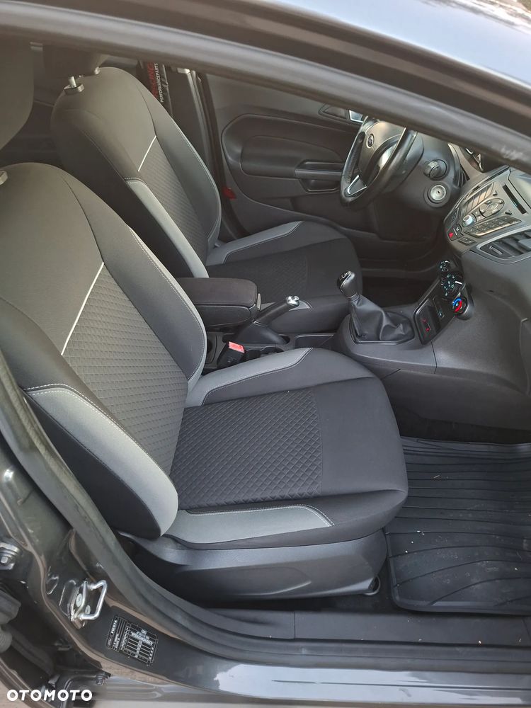 Ford Fiesta - 7