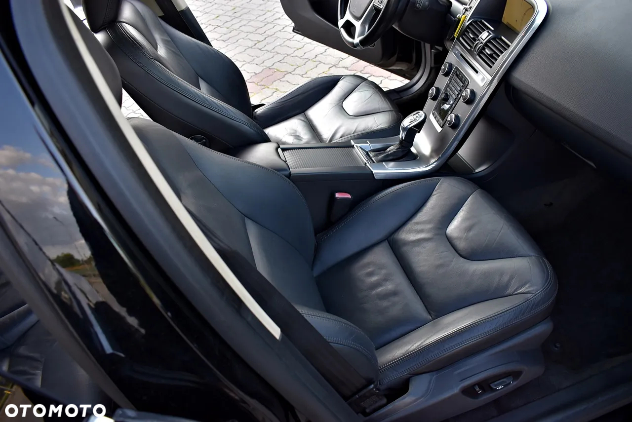Volvo XC 60 D3 Summum - 35