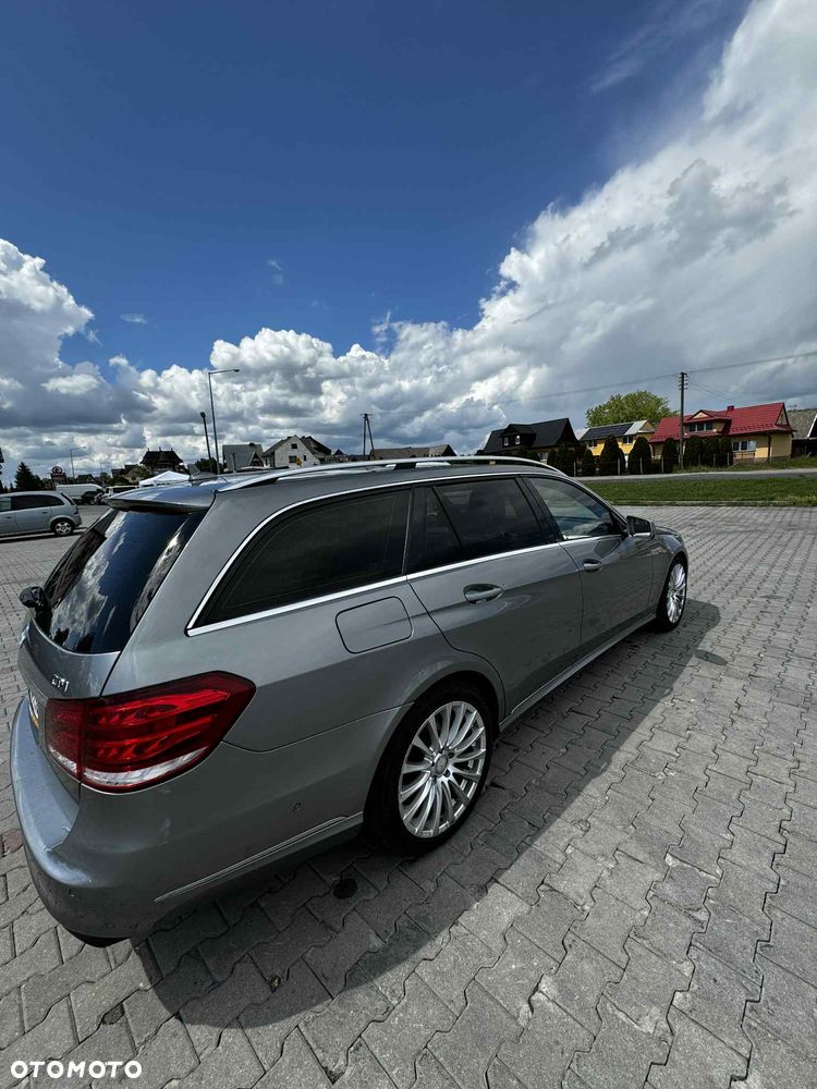 Mercedes-Benz Klasa E 220 CDI 7G-TRONIC Elegance - 3