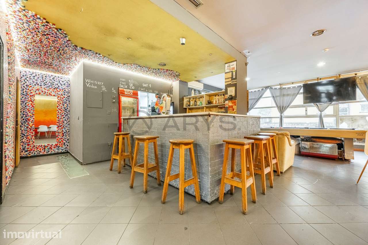 Oportunidade de Trespasse — Café/Bar com bilhar e esplanada junto à... - Grande imagem: 2/10