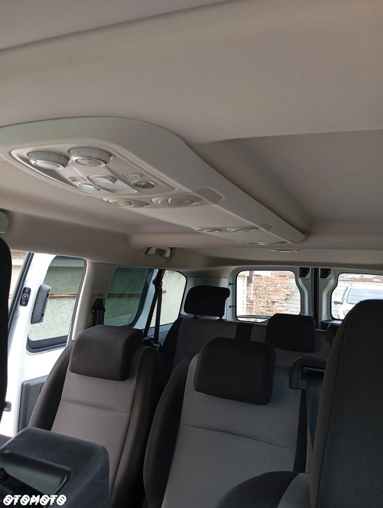 Peugeot Expert Kombi Long 2,8t - 7
