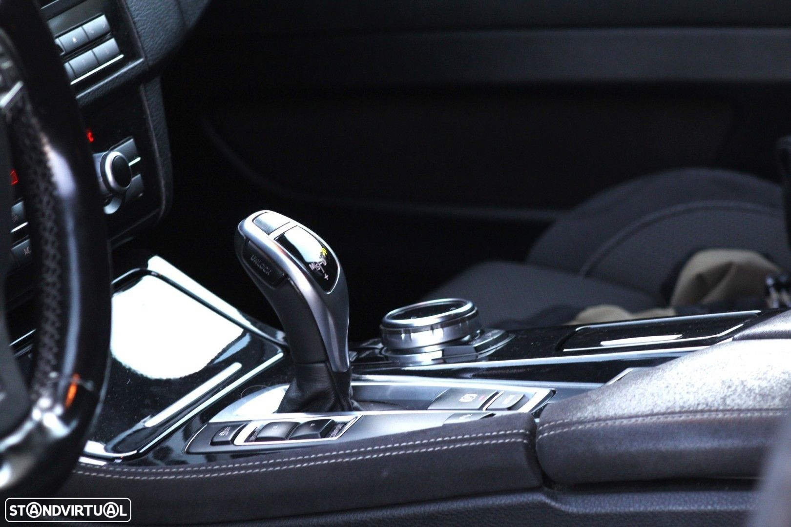 BMW 520 d xDrive Pack M Auto - 25