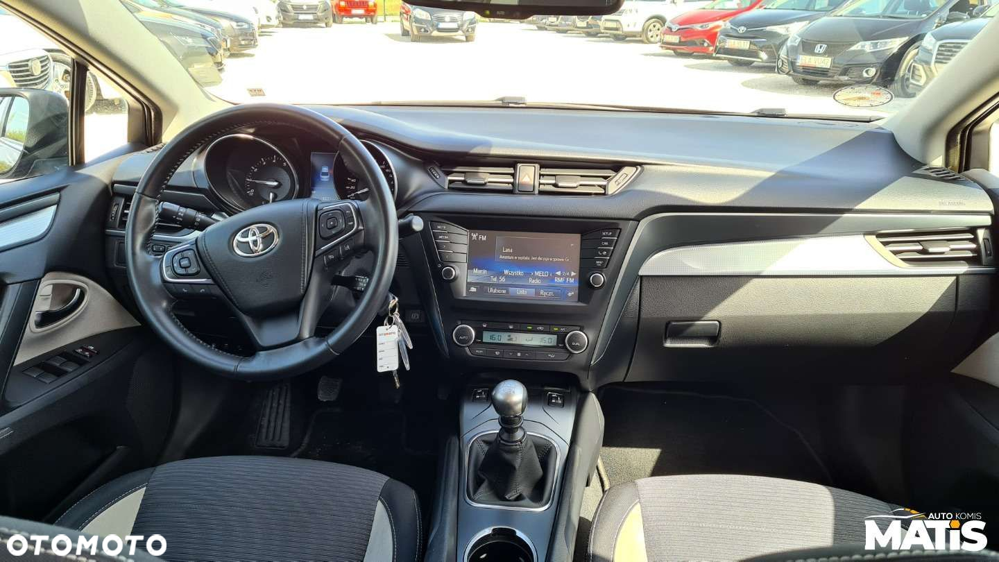 Toyota Avensis - 34