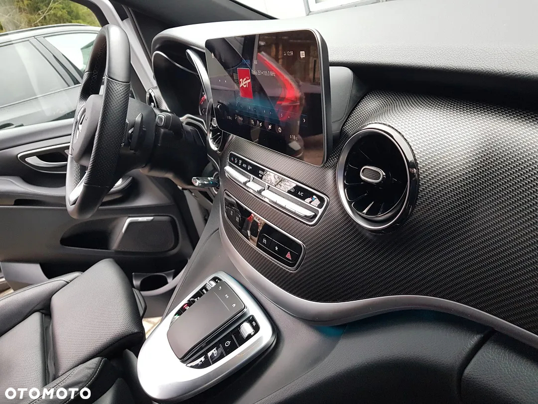 Mercedes-Benz Klasa V 300 d 4-Matic Avantgarde 9G-Tronic (d³ugi) - 24
