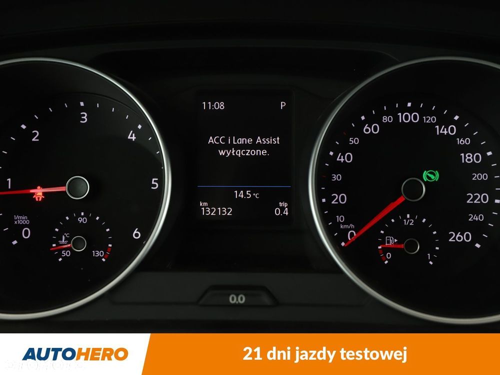 Volkswagen Tiguan - 19