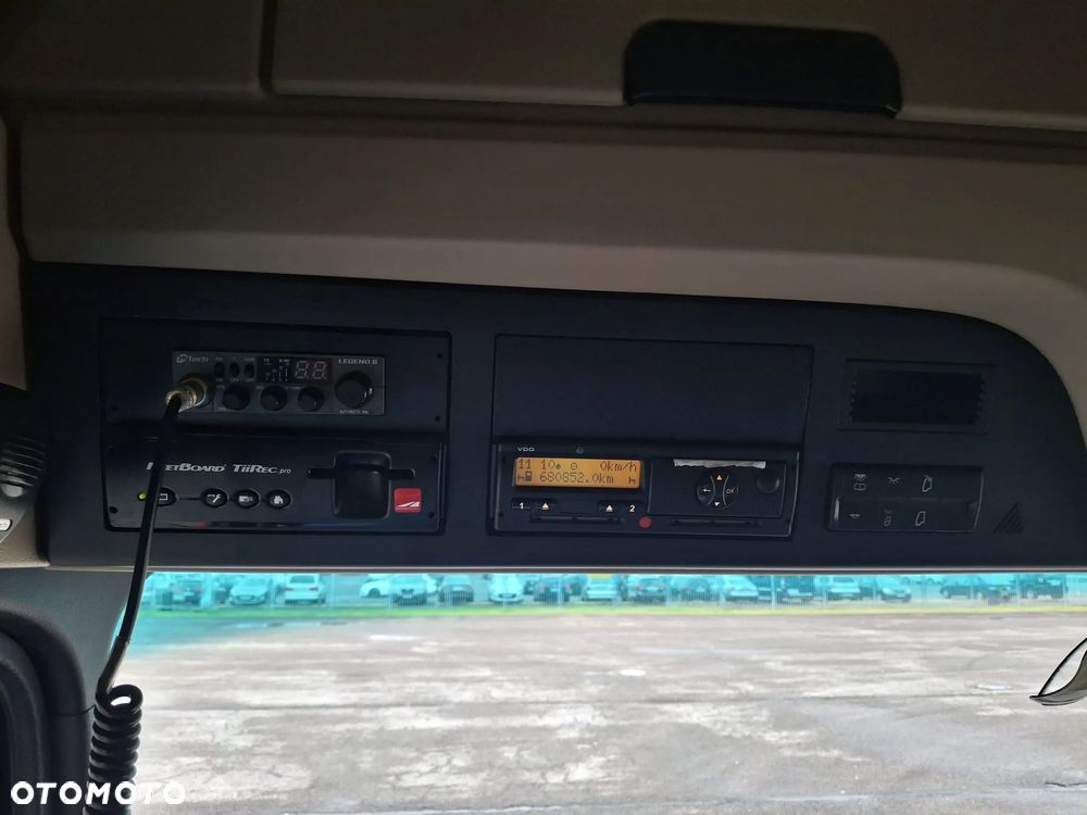 Mercedes-Benz Actros MP4 - 12