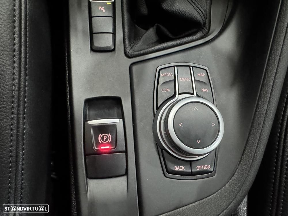 BMW X1 16 d sDrive Advantage - 35